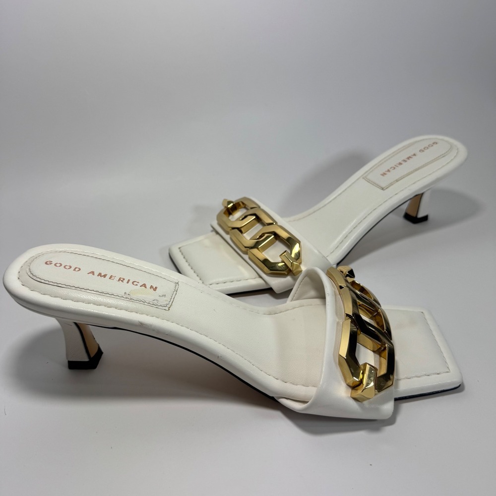 Good American White Heeled Slide Sandals with Gold Chain Accent